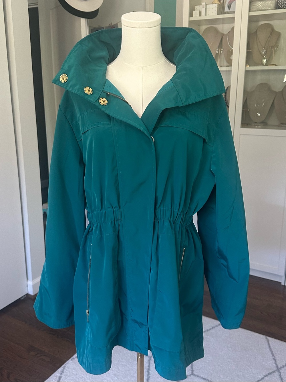 Tyler Boe Newport Rain Slicker Jacket with Zippable Hood